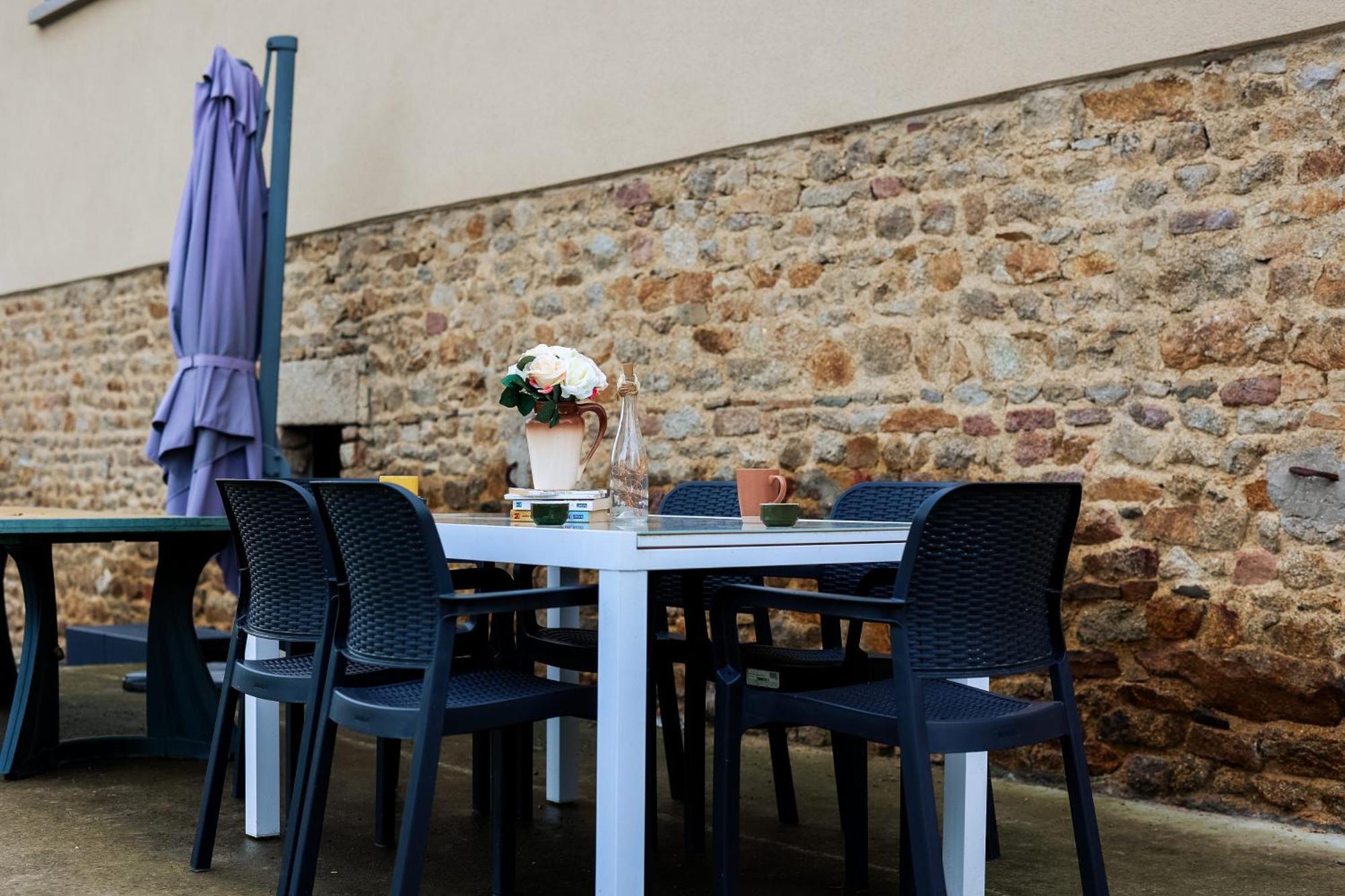 Maison Comprenant Deux Gites A Louer, Ensemble Ou Independamment, Capacite De 4 A 19 Personnes Idealement Place Pour Visiter Le Mont-Saint-Michel, Saint-Malo Et Les Alentours Baguer-Pican Exterior foto