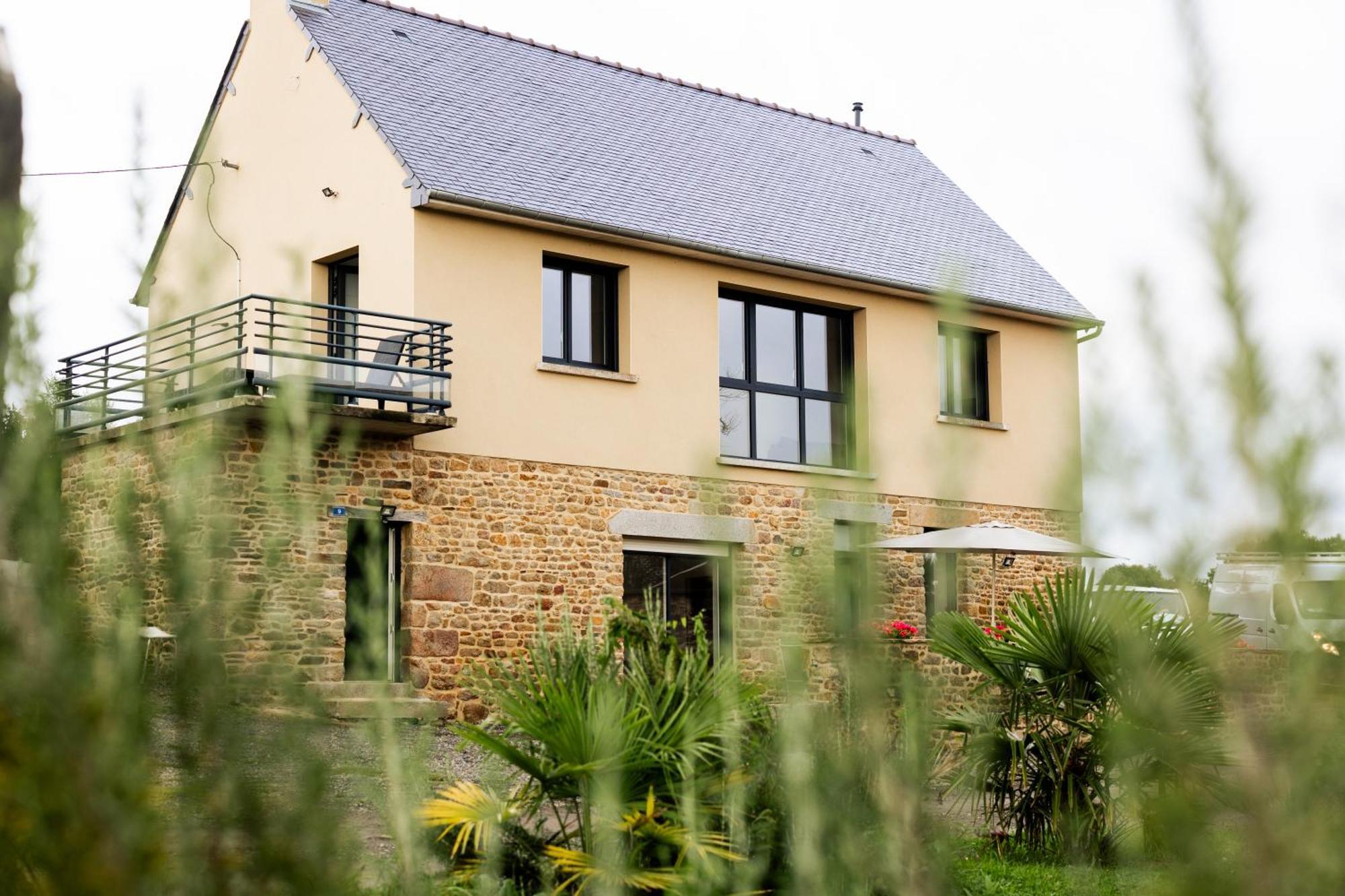 Maison Comprenant Deux Gites A Louer, Ensemble Ou Independamment, Capacite De 4 A 19 Personnes Idealement Place Pour Visiter Le Mont-Saint-Michel, Saint-Malo Et Les Alentours Baguer-Pican Exterior foto