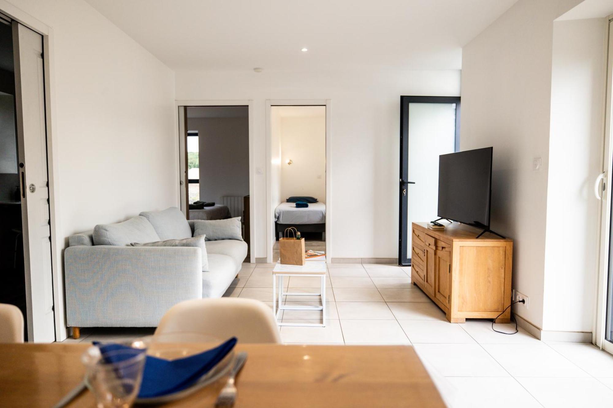 Maison Comprenant Deux Gites A Louer, Ensemble Ou Independamment, Capacite De 4 A 19 Personnes Idealement Place Pour Visiter Le Mont-Saint-Michel, Saint-Malo Et Les Alentours Baguer-Pican Exterior foto